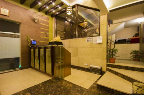  Hotel Sunstar Heights  Нью-Дели